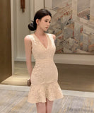 ミニドレスレースフリルVネック小顔効果気質谷間見せエレガント高級感大人可愛い韓国っぽ WQ2-XKD-D529-6812-Apr8