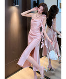 【3色】膝丈ドレス セクシー フレンチ風 ドレープネック スリット サテンキャミワンピ エレガント 花柄プリーツ バックレス パーティー 二次会 JC2-CD2-655-65480580