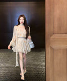 ミニドレスキャバドレスチュール袖付きエレガント通勤気質同伴Vネック小顔花柄パフスリーブ WQ2-XKD-D355-5088-Apr6