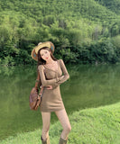 ミニドレス ショートドレス Vネック ニットワンピース  ボディコン 上品 お出かけ デート LW2-CD3-141-51010580