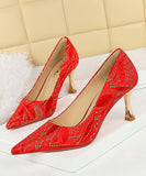 【4色】ハイヒールセクシーエレガントレースパンプス7CM美脚効果 歩きやすい 流行り OL 百掛け WQ5-DS1818-50