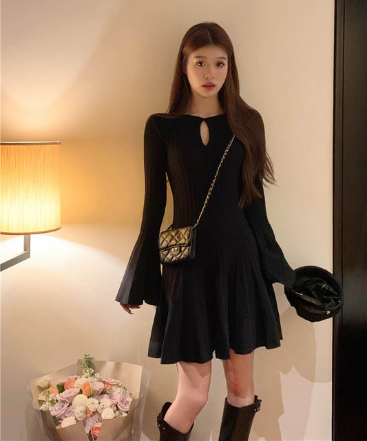 【2色】 ミニドレス キャバドレス セクシー ヘプバーン ニットワンピース トランペットスリーブ フレアスカート Aライン お出かけ デートLW2-OYF64044