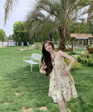 ミニドレスサンドレスAライン花柄フリル体型カバーセクシー大人可愛い旅行SNS話題 WQ2-CD3-227-10380700