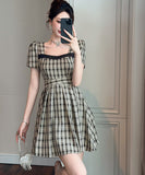 ミニドレス レトロ 大人可愛い フレンチガーリー スクエアネック チェック柄  写真映え スリム デート パーティー JC2-JY61255