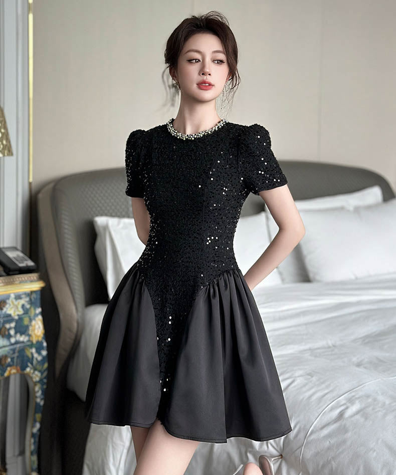 手作りドレスミニドレスキラキラ高級感Aラインパフスリーブ誕生日ドレスセレブ風着痩せ気質 WQ2-JY21695