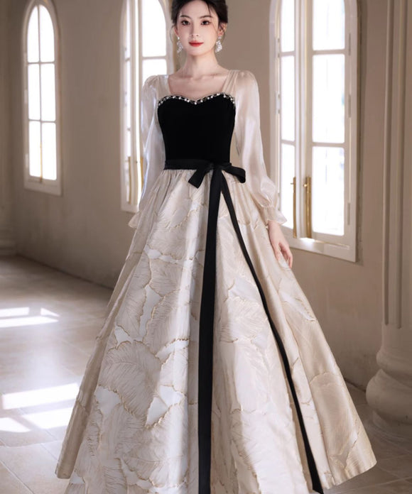 ロングドレス キャバドレス パーティードレス ベロア スクエアネック 長袖 フレアデザイン 二次会 披露宴 パーティー LW2-YZX027