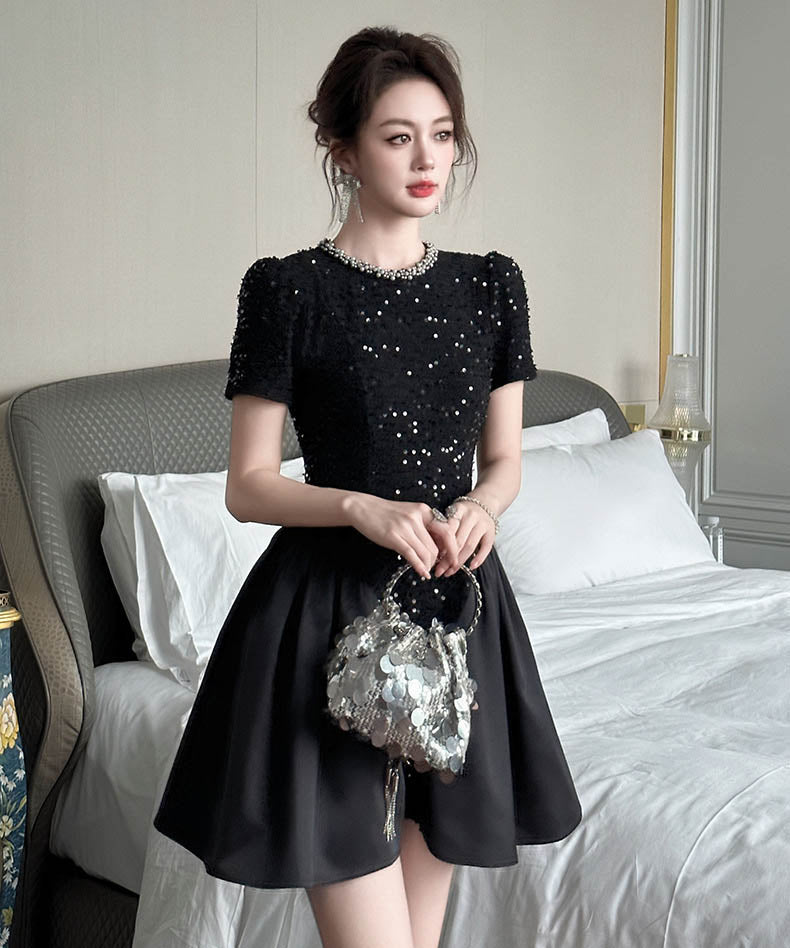 手作りドレスミニドレスキラキラ高級感Aラインパフスリーブ誕生日ドレスセレブ風着痩せ気質 WQ2-JY21695