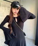 【2色】 ミニドレス キャバドレス セクシー ヘプバーン ニットワンピース トランペットスリーブ フレアスカート Aライン お出かけ デートLW2-OYF64044