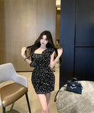 【2色】ミニドレスキャバドレスワンーショルダーフリルカワセクシー非対称同伴花柄レースパーティー WQ2-XKD-D355-6857-Apr16