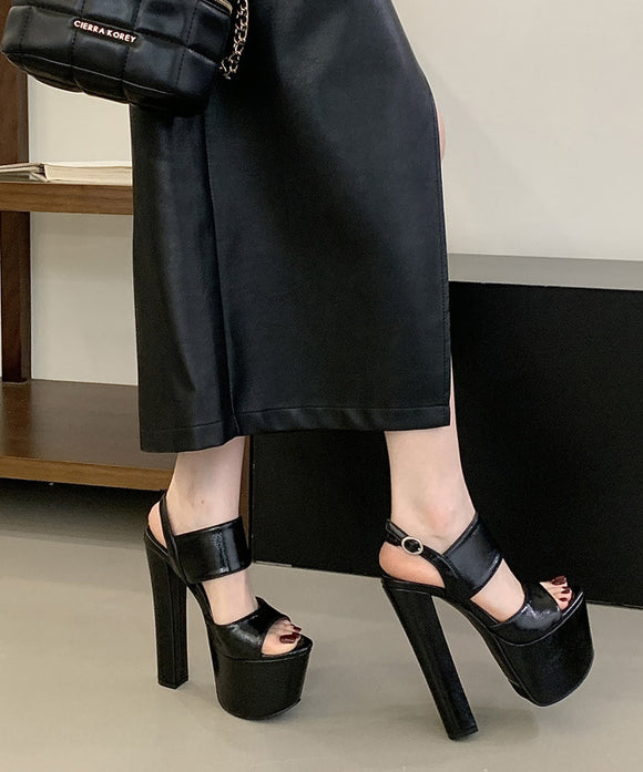 ハイヒール ラウンドトゥ バックル付き チャンキーヒール