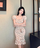 ミニドレス かわいい パフ袖 着痩せ 水玉模様 フリル おしゃれ 少女 YH2-DD6794