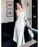 【3色】膝丈ドレス セクシー フレンチ風 ドレープネック スリット サテンキャミワンピ エレガント 花柄プリーツ バックレス パーティー 二次会 JC2-CD2-655-65480580