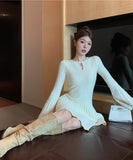 【2色】 ミニドレス キャバドレス セクシー ヘプバーン ニットワンピース トランペットスリーブ フレアスカート Aライン お出かけ デートLW2-OYF64044