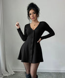 ミニドレス キャバドレス セクシー  ニットワンピース 長袖 Vネック フレア裾 ミニ丈 フェミニンスタイル LW2-YSQYDFG2420