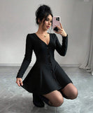 ミニドレス キャバドレス セクシー  ニットワンピース 長袖 Vネック フレア裾 ミニ丈 フェミニンスタイル LW2-YSQYDFG2420