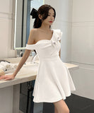 ミニドレス 新作 淑やか 着痩せ 背露出 YT2-YM8731