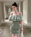 【2色】ミニドレス タイトドレス sexy オフショルダー フリル 大人可愛い XH2-JW9621GT347