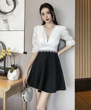 ミニドレス Vネック レース 谷間見せ Aライン 着痩せ カワセクシー ガーリー XH2-YM8801