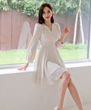 秋 ミニドレス エレガント 気質 Aライン 着瘦せ Vネック フリル 大人可愛い XH2-ZED882660BH506