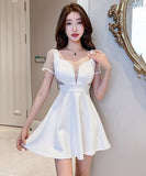 【2色】ミニドレス レース キャバドレス パフスリーブ 大人可愛い 谷間見せ セクシー タイトドレス XH2-JX5121