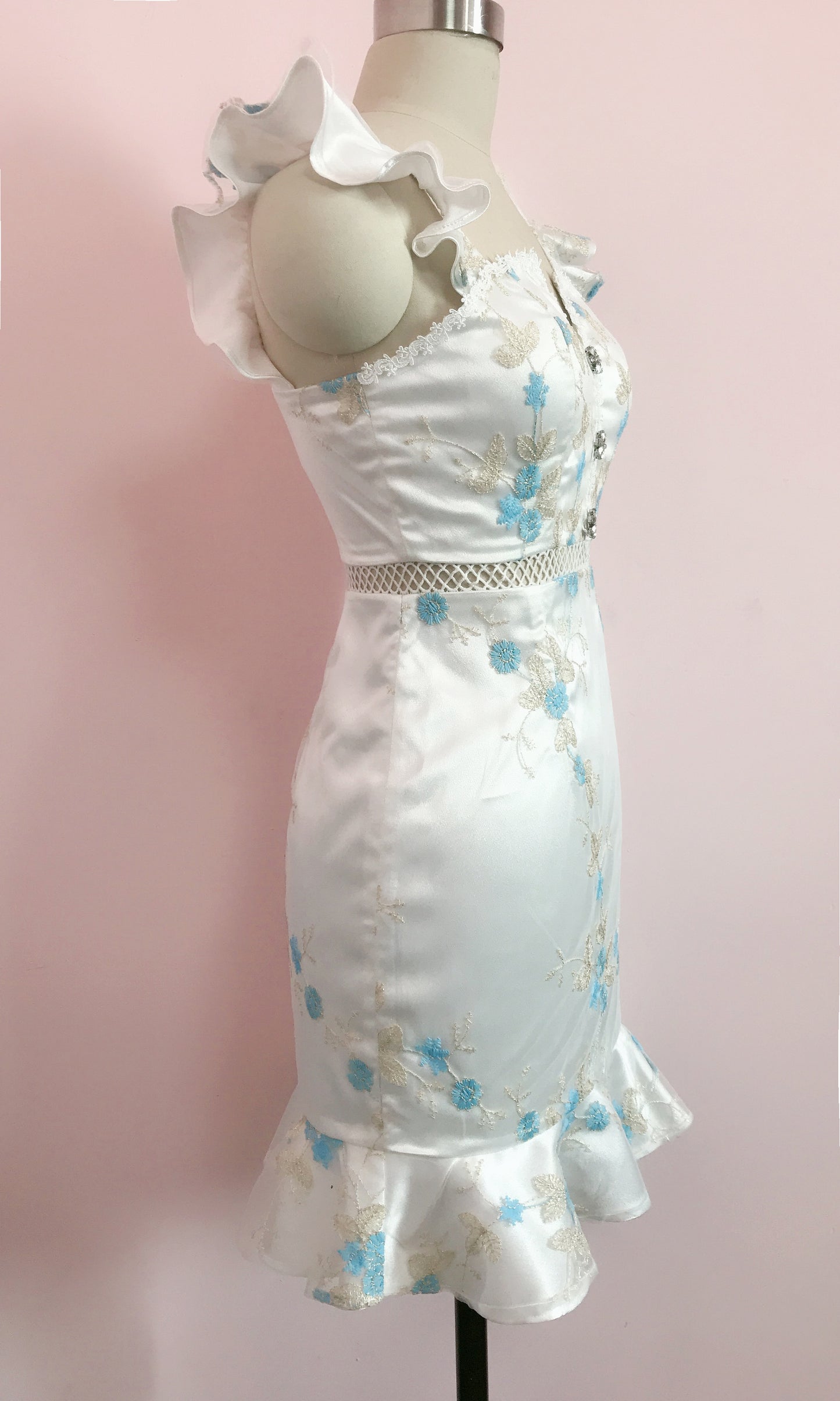 刺繡のかわいいドレス ミニドレス YN1070