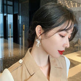 ロングボウパールピアスZD3102