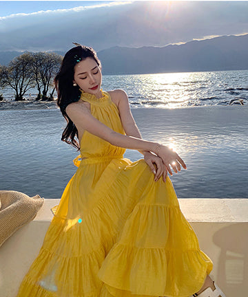 【２色】サンドレス 高見え ホルターネック 可愛い ハイウエスト 着瘦せXH2-QJ8982