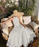 【２色】サンドレス 高見え ホルターネック 可愛い ハイウエスト 着瘦せXH2-QJ8982