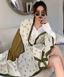 字母柄 スカーフ 韓国ファッション 海辺用  高級感 LT9-CMXHQCK